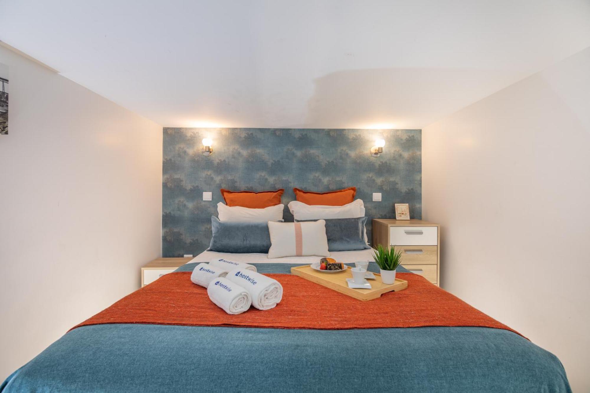 Deluxe Spacious Flats W Mezzanine By Host Wise Apartment Porto Exterior foto