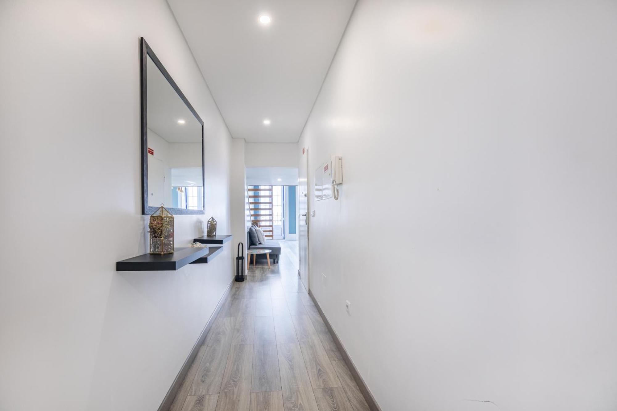 Deluxe Spacious Flats W Mezzanine By Host Wise Apartment Porto Cameră foto