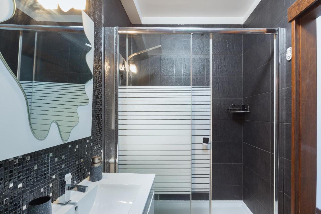 Deluxe Spacious Flats W Mezzanine By Host Wise Apartment Porto Exterior foto